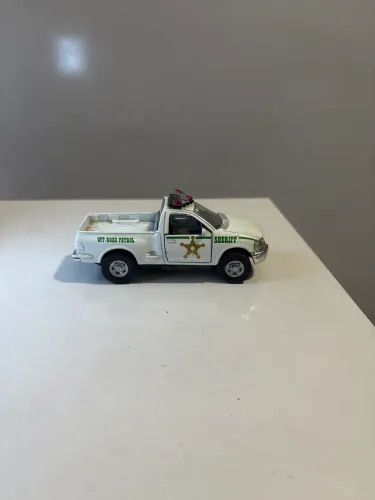 Miniatura Ford F 1998 Sheriff Policia Branco Metal 1:46