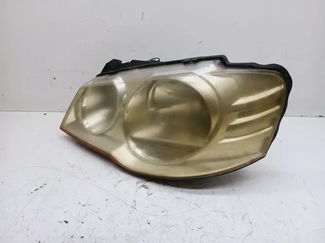 Farol Esquerdo Vw Golf 1.6 2008 / 2009 Necessário Polimento Esquerdo