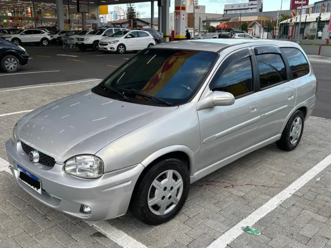 Chevrolet Corsa Wagon Super 1.0 MPFI 16V 2001