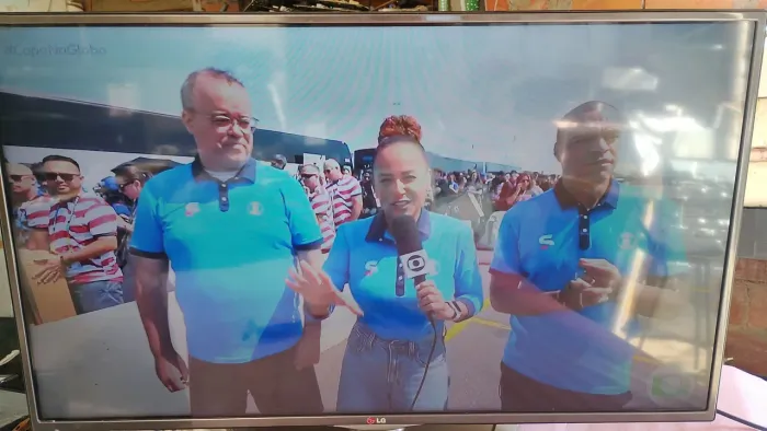 TV LG 42 YouTube digital integrado