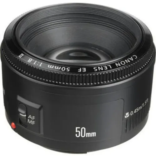 Canon EF 50mm F1.8, em perfeito estado, semi-nova.