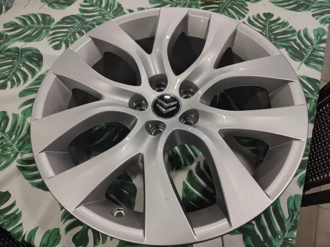 Vendo par de rodas do C5