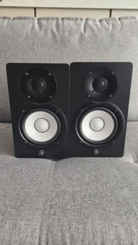 Par de Monitores Ativos Yamaha HS5