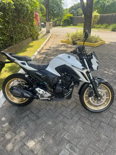 Yamaha FZ25 250 Fazer Connected 2025 Novíssima!!