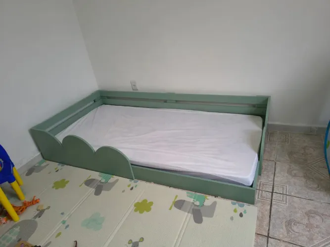 Cama montisoriane Infantil