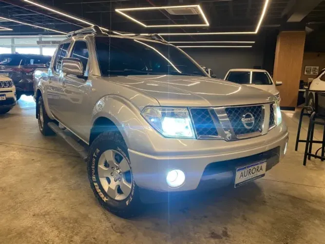 Nissan Frontier LE CD 4X4 2.5 TB Diesel Aut. 2012