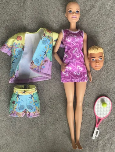 Sucatas de Barbie