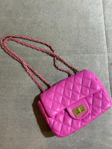 Bolsa tiracolo rosa