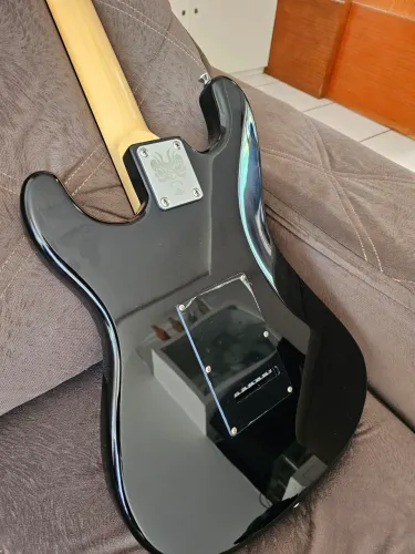 Guitarra SEIZI Shinobi Black
