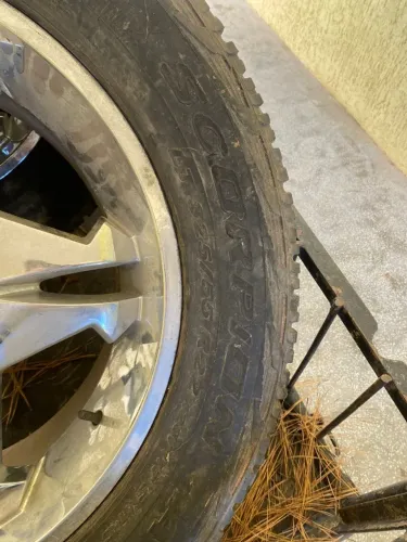 Pneus ATR 325/55/R22 Novos 