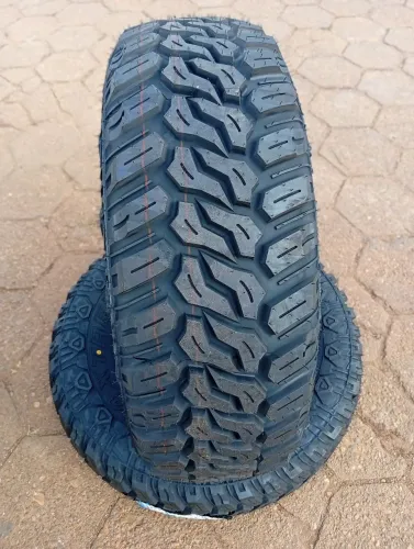 Pneu aro 16 medida 265/75/16 borrachudo na promoção, entrego a domicílio. R$ 750,00