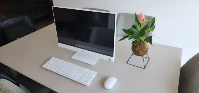 Computador Dell All In One Inspiron Branco - Core I7, 12GB RAM, SSD 256GB (Tela Touch 24")
