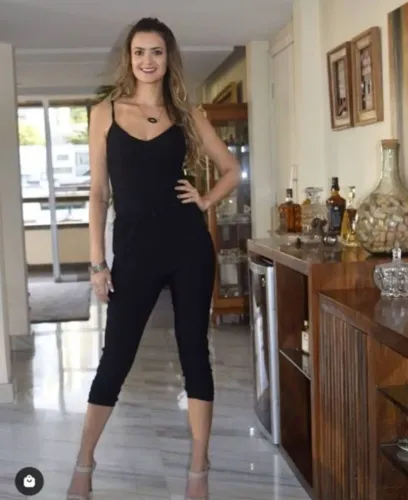 Macacão preto P