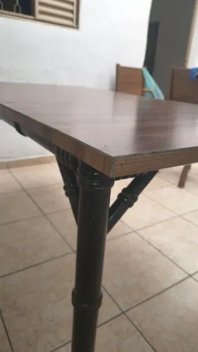 Mesa quadrada