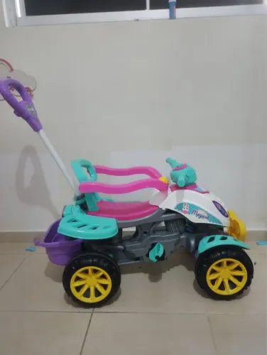Quadriciclo infantil