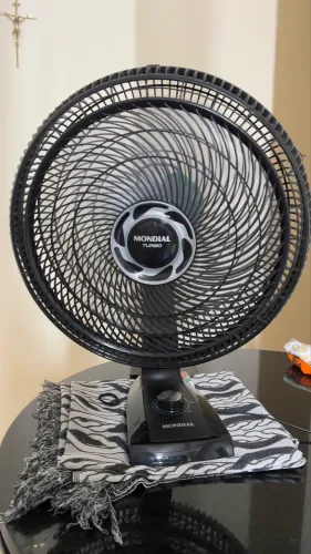 vendo ventilador de mesa turbo novinho
