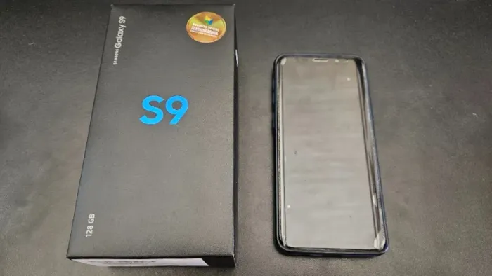 Smartphone Samsung Galaxy S9 (com defeito)