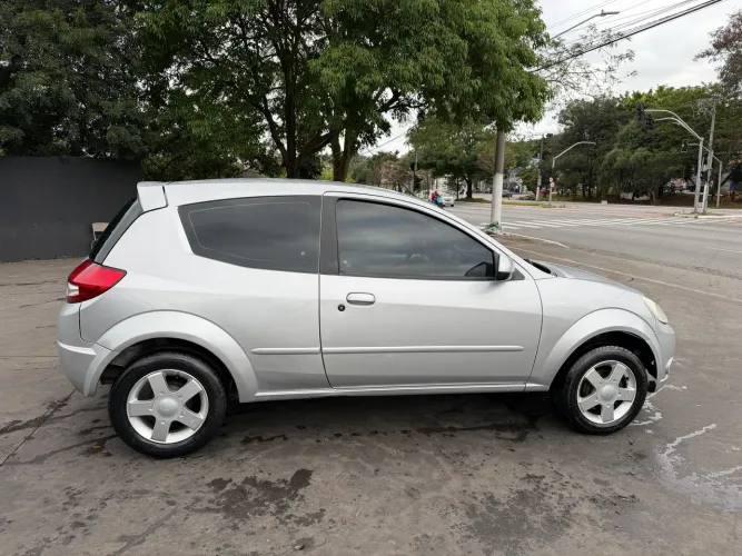 Ford KA 1.6 8V Flex 3P 2009