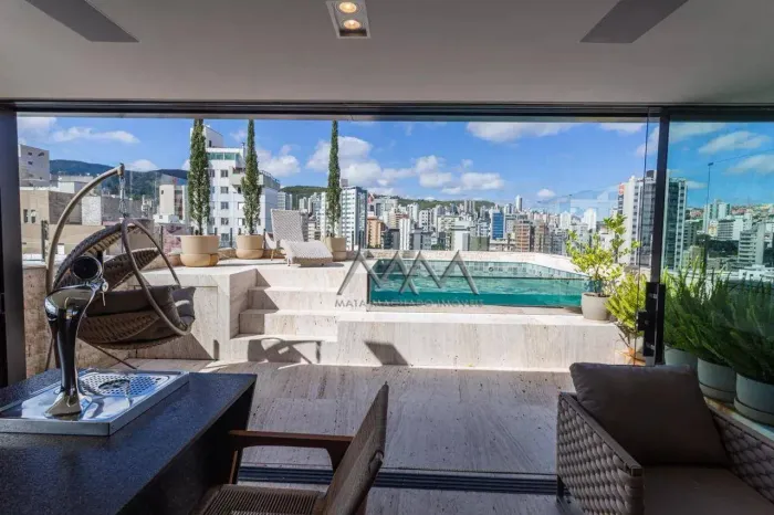 Cobertura à Venda no Sion | 210 m ² - 3 Quartos - 1 Suíte