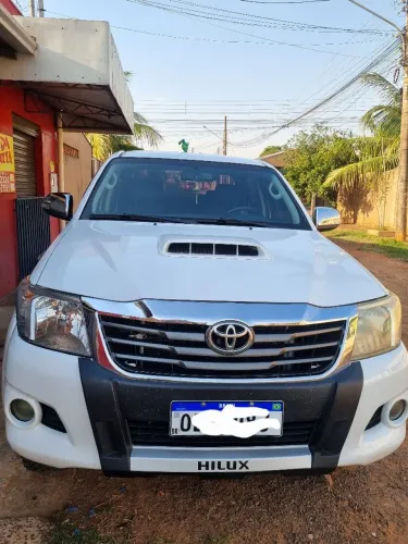 Toyota Hilux CD SRV D4-d 4X4 3.0 TDI Diesel AUT 2013