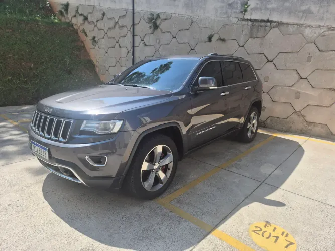 Jeep Grand Cherokee Limited 3.0 TB Dies. AUT 2015