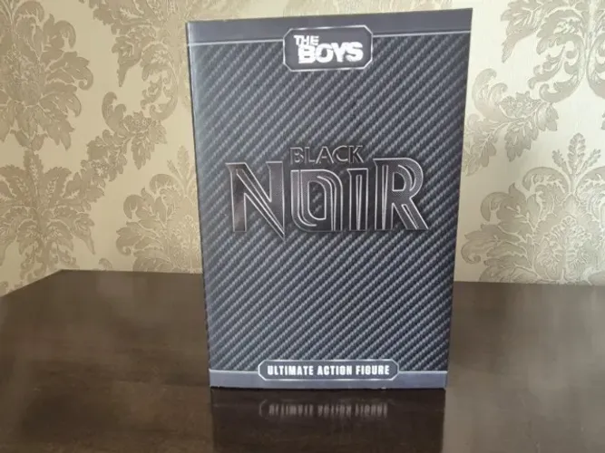 Figura The Boys. Ultimate Black Noir. Neca Toys. Lacrado!