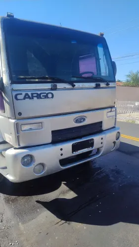 Cargo modelo 1418 TRUCK 