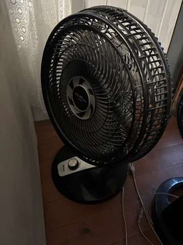 2 Ventilador Philco e Britânia no cartão os dois 380