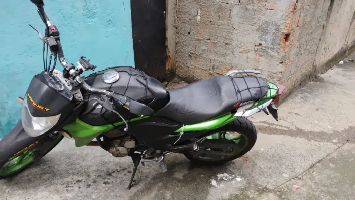 vendo ou troco por uma menor nas mesmas condições 