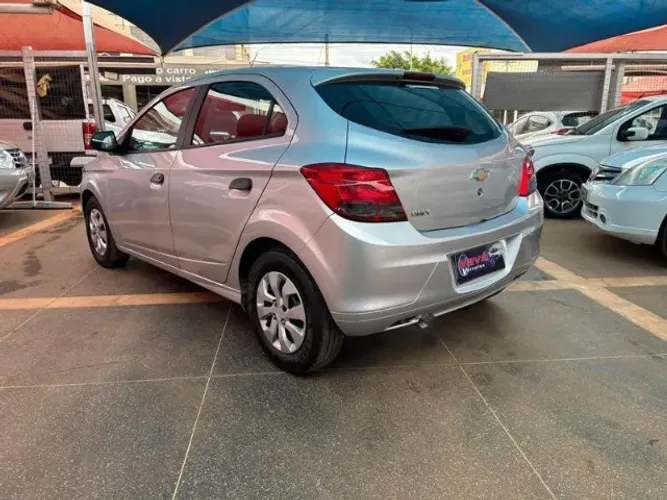 Chevrolet Onix JOY Hatch 1.0 8V Flex Mec. 4P 2019