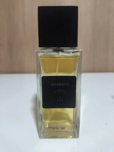 Perfume Intensity da in the box