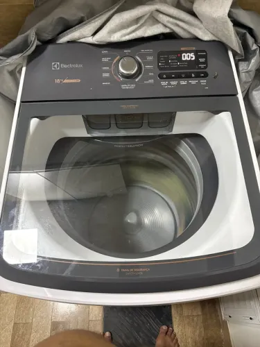 Vendo máquina de lavar Electrolux 18 l