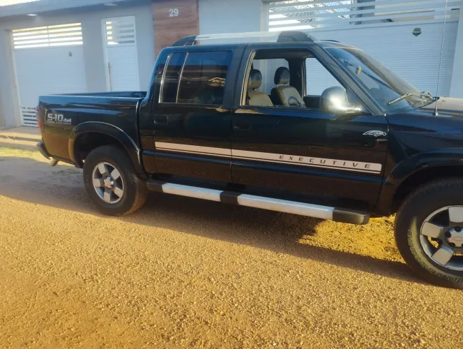 Chevrolet S10 Pick-up Exec. 2.8 4X4 CD TB Int.dies 2011
