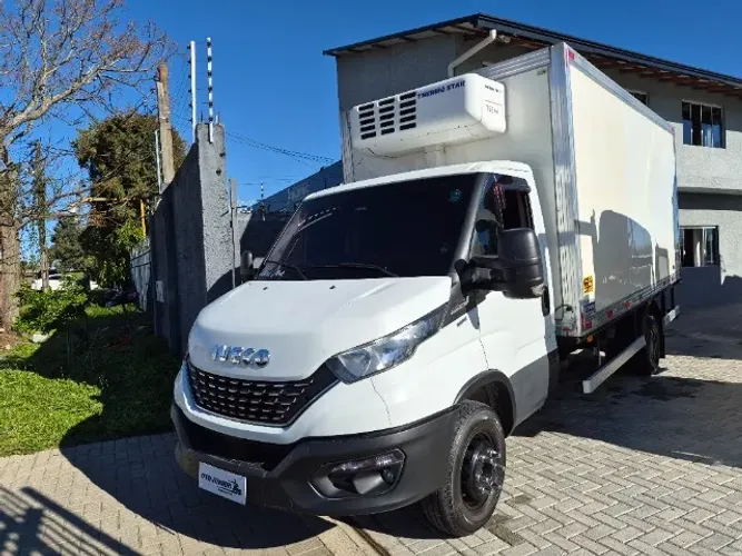 Iveco/ Daily 65.170 2023 Baú Câmera
