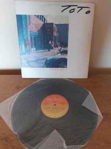 LP VINIL grupo TOTO "Fahrenheit" - DISCO ORIGINAL