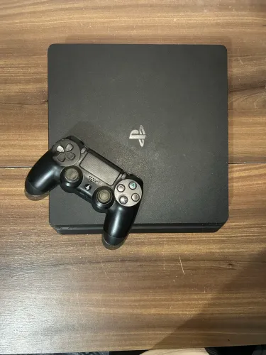 PS4 com FIFA 26 + jogos