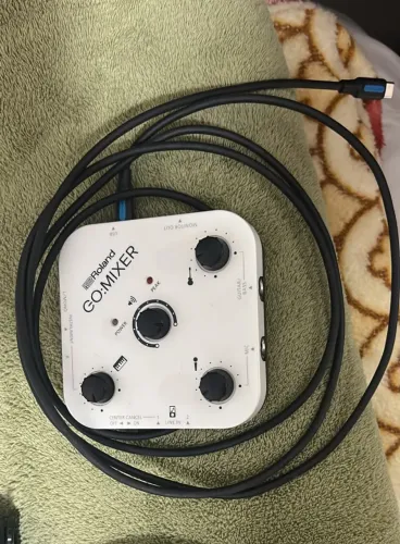 Roland Go mixer