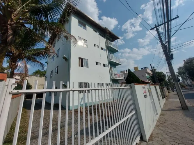 Apartamento com 2 dormitórios para alugar, 50 m² por R$ 1.500+ taxas/mês - Santo Antônio -