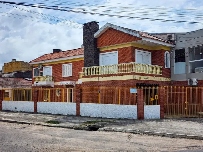 Sobrado Parte Superior para locação no Areal - Pelotas/RS