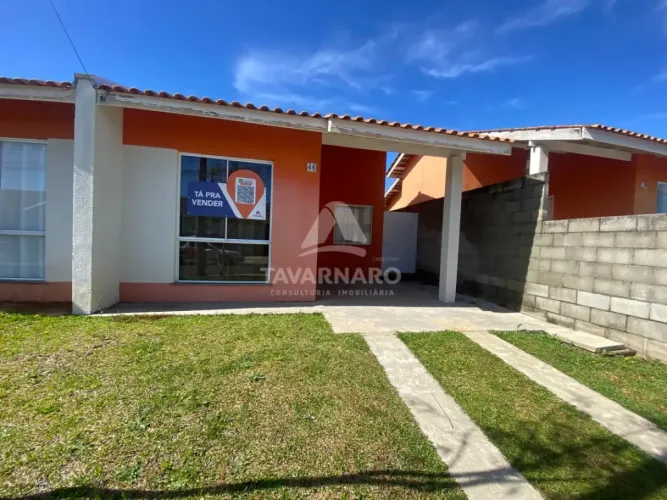 Casa mobiliada em condomínio!