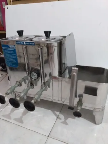 Máquina de Café Coado Industrial Universal - 3 Torneiras (Café, Leite e Água Quente)