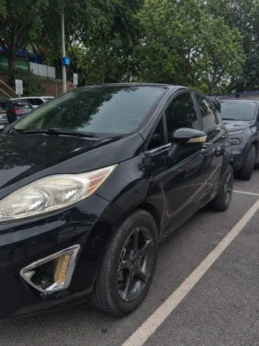 Ford Fiesta SE 1.6 16V Flex 5P 2012