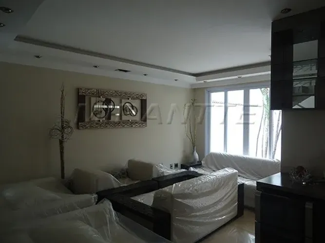 Sobrado de 750m² com 5 quartos em Mandaqui