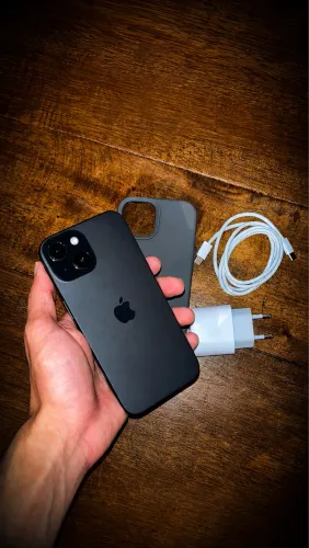 Iphone 15 - 128GB - IMPECÁVEL