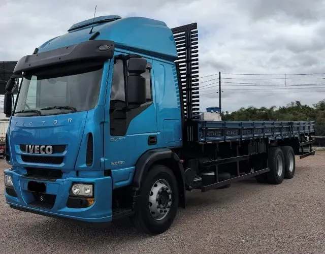 Iveco tector 240e30s 6x2 - 2019 Carroceria