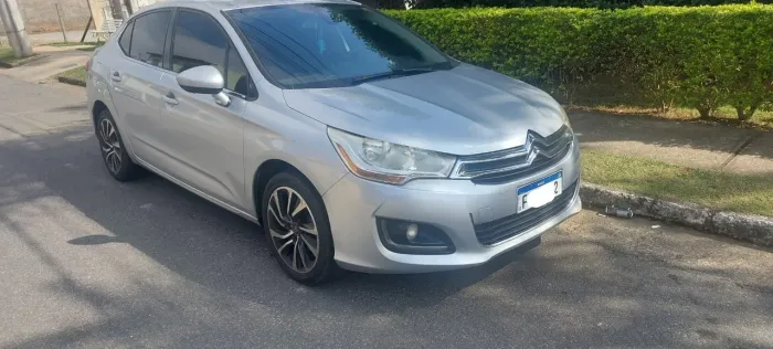 Citroen C4 Lounge Tendance 2.0 Flex 4P Aut. 2014