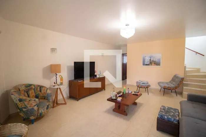 Casa à Venda - Santana, 3 Quartos, 173 m2