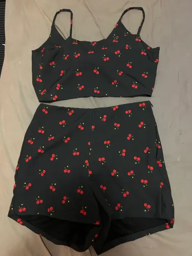 Roupas variadas