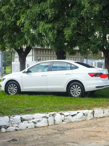 Volkswagen Virtus 1.6 MSI Flex 16V 5P Mec. 2020