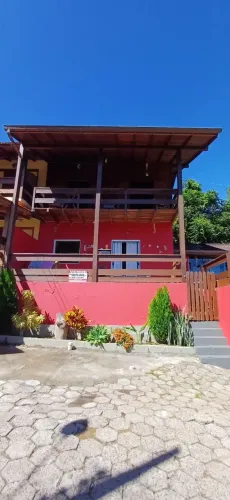 Casa com 4 dormitórios no Ribeirão da Ilha